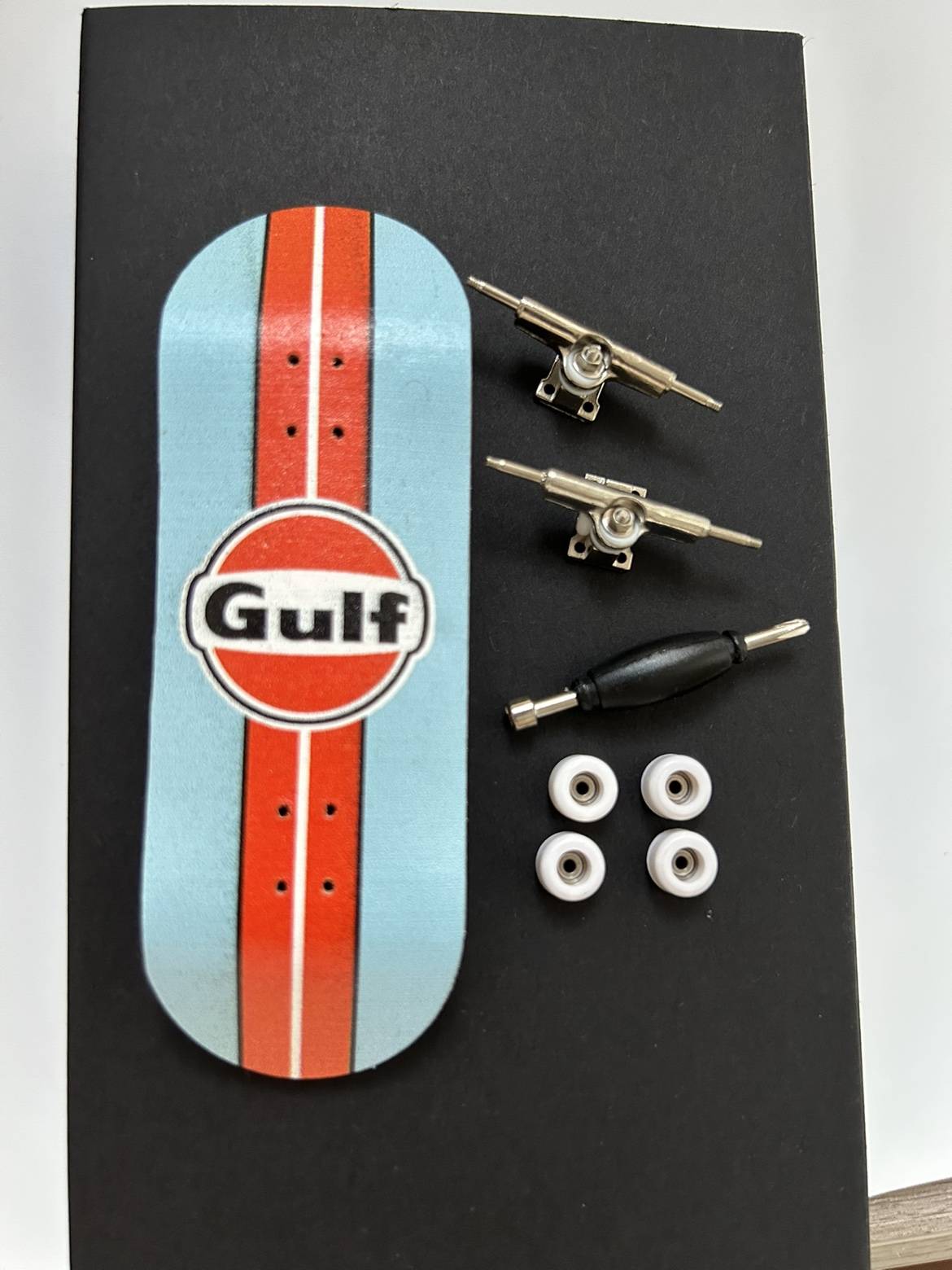 Skiboard suit